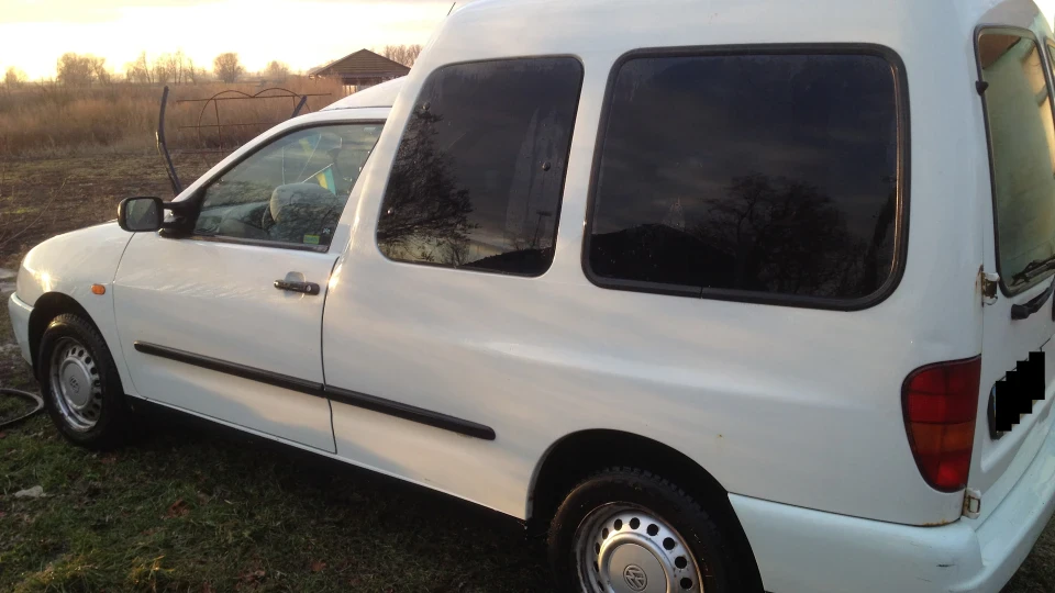 Volkswagen Caddy ПИРІЖОК 3