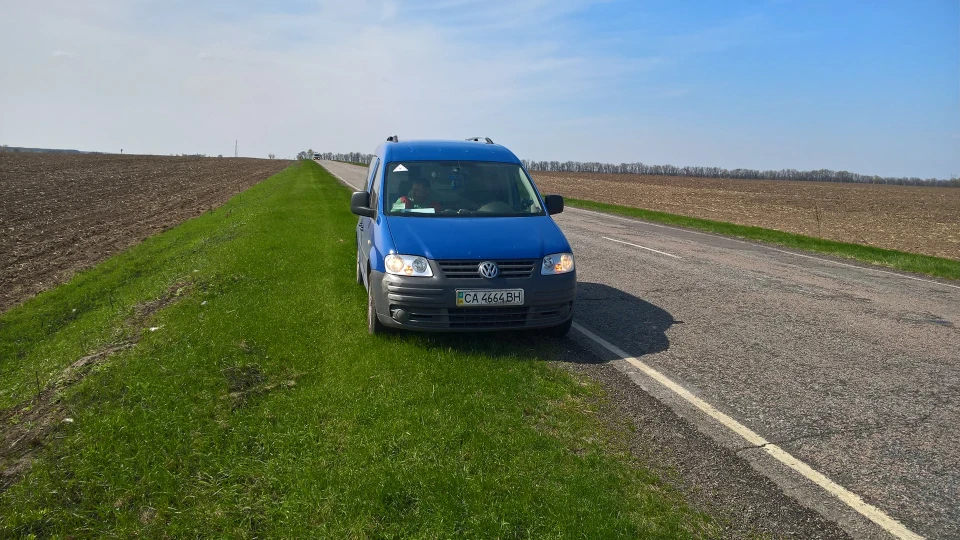 Volkswagen Caddy Surfblau 4