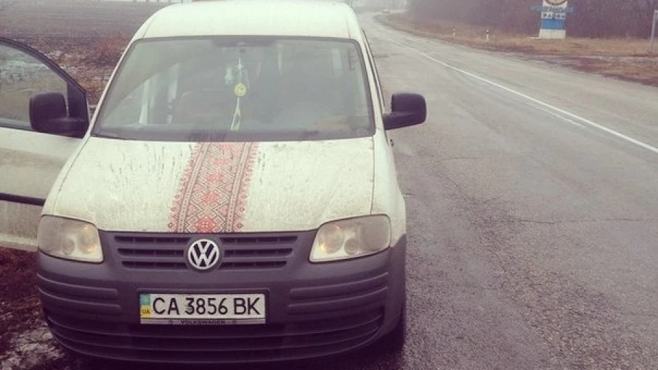 Volkswagen Caddy Турбо Вишиванка 4