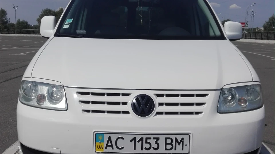Volkswagen Caddy White Flash 3