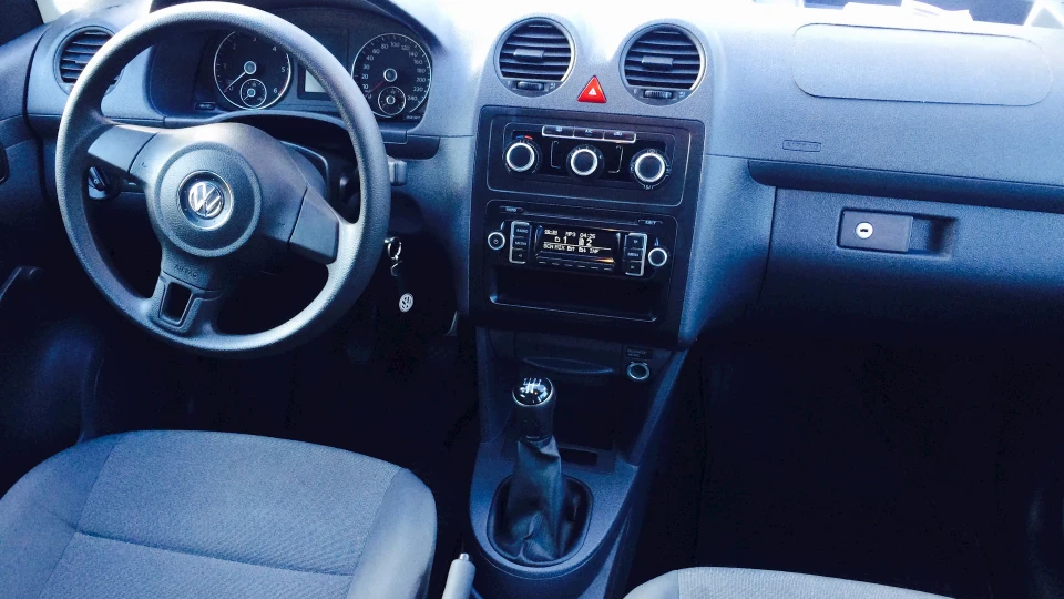 Volkswagen Caddy WHITECAR 4