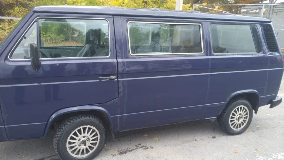 Volkswagen Caravelle 4