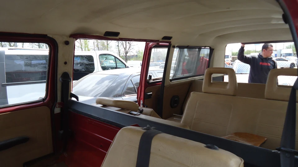 Volkswagen Caravelle 3