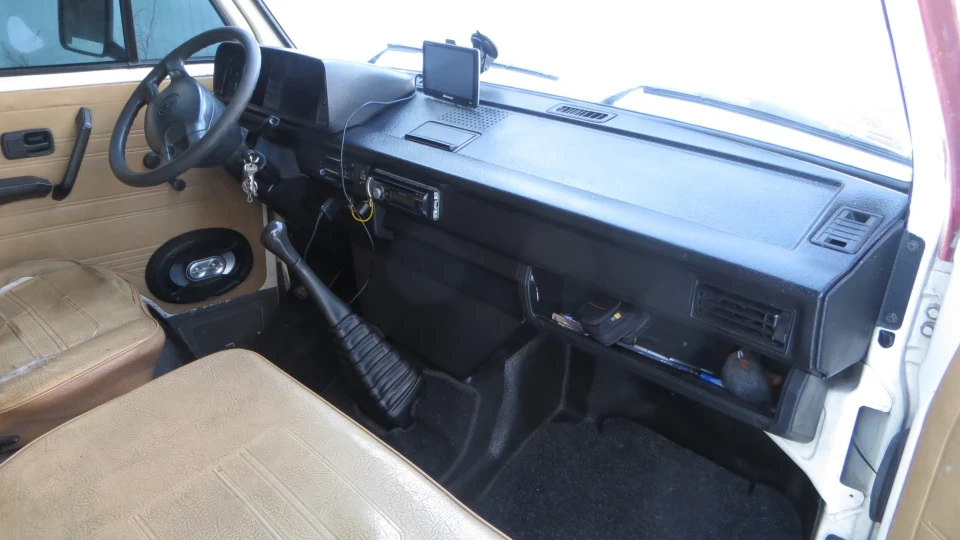 Volkswagen Caravelle 4