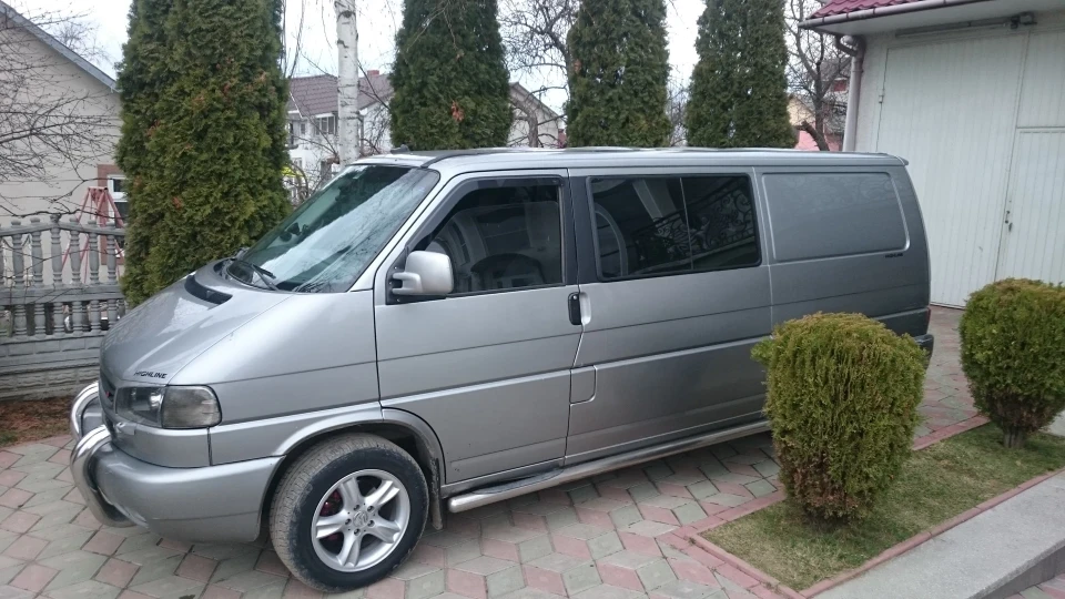 Volkswagen Caravelle 3