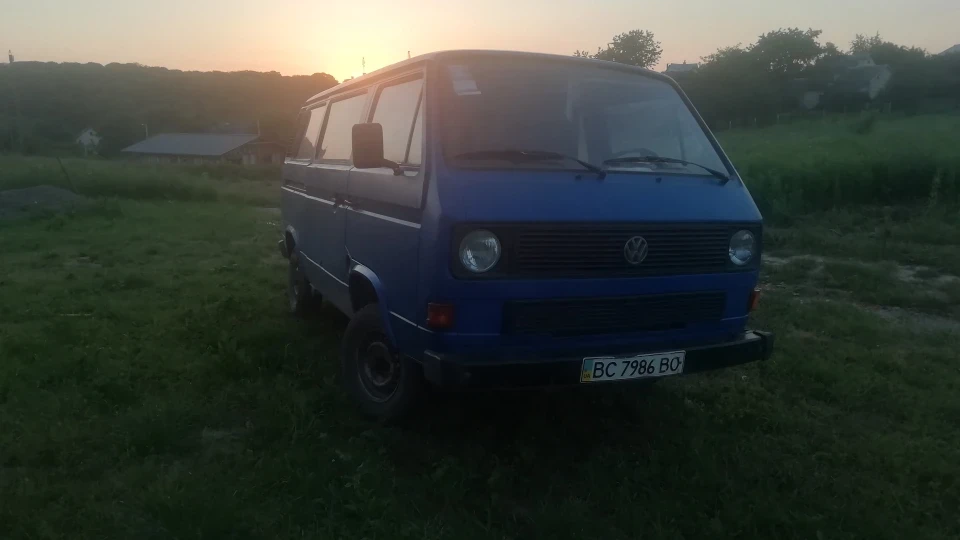 Volkswagen Caravelle 1.9AEF 2