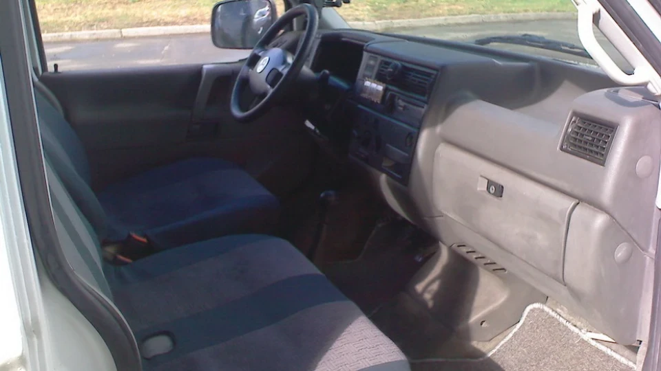 Volkswagen Caravelle 2.4 AAB 3