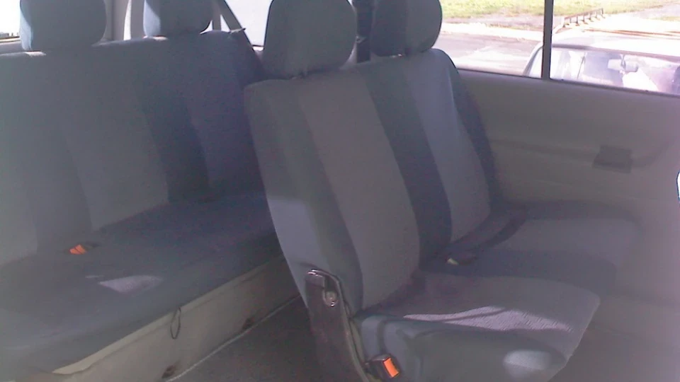 Volkswagen Caravelle 2.4 AAB 4