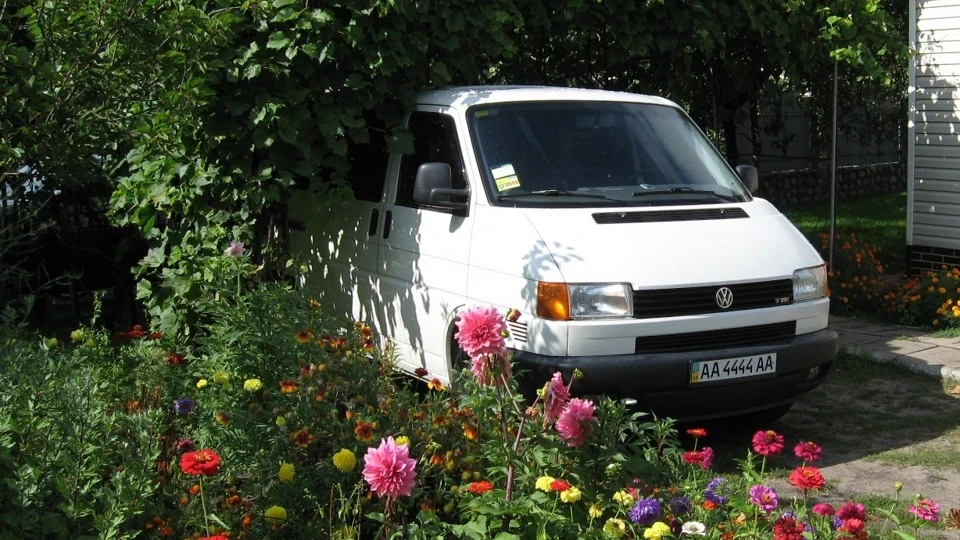 Volkswagen Caravelle 2.5TDI/75kW 2