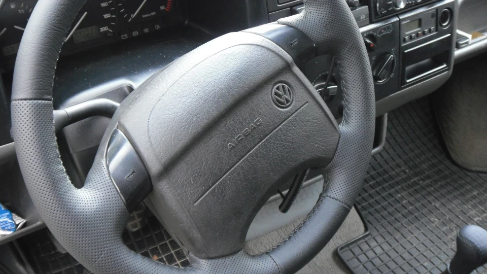 Volkswagen Caravelle Long 2