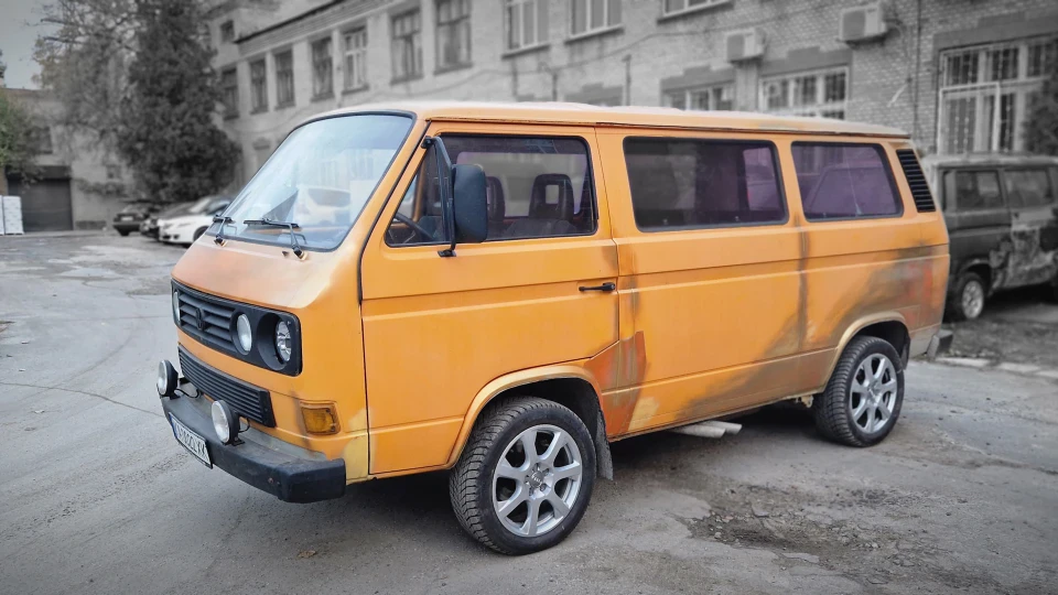 Volkswagen Caravelle Shot 4