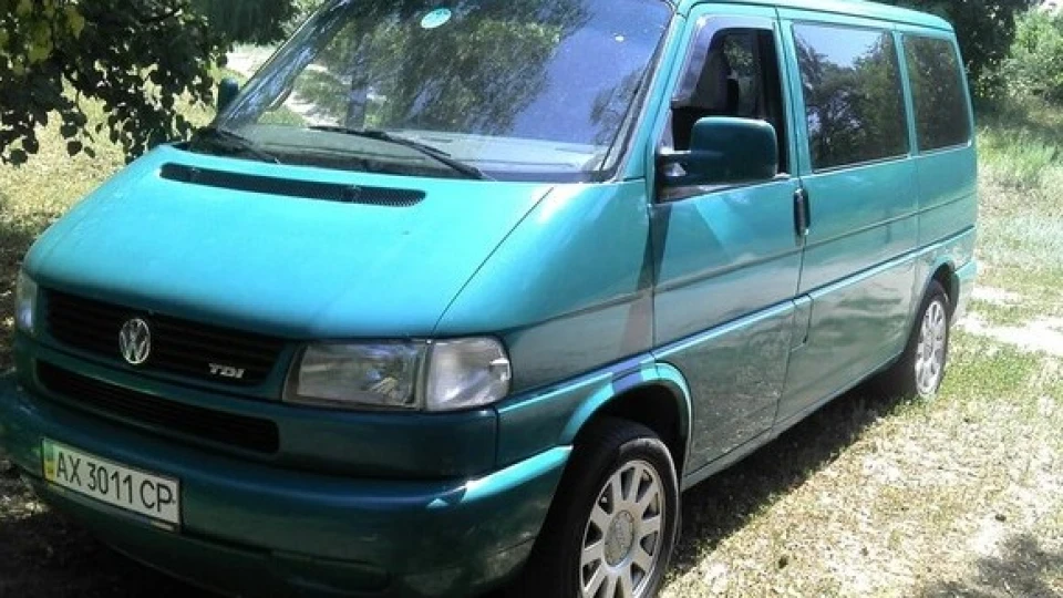 Volkswagen Caravelle Возити картоплю 4