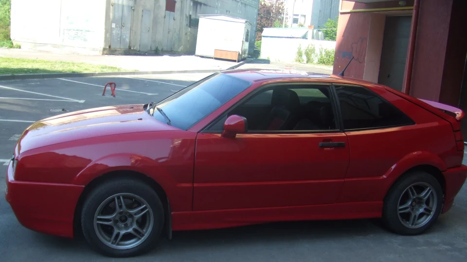 Volkswagen Corrado milano red 4