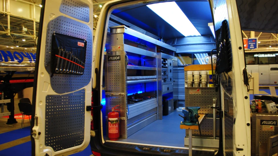 Volkswagen Crafter 2.5 TDI DEMO 4