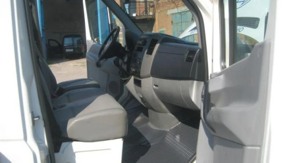 Volkswagen Crafter 2,5TDI163л.с. БІЛИЙ КИТ 3