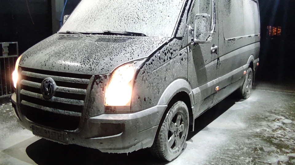 Volkswagen Crafter Чорна блискавка 2
