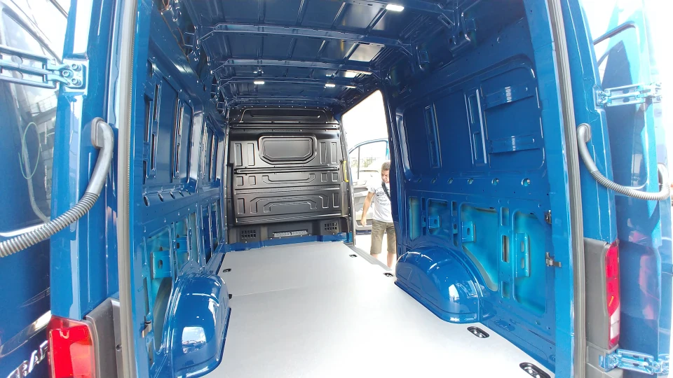 Volkswagen Crafter Синій Експрес 2