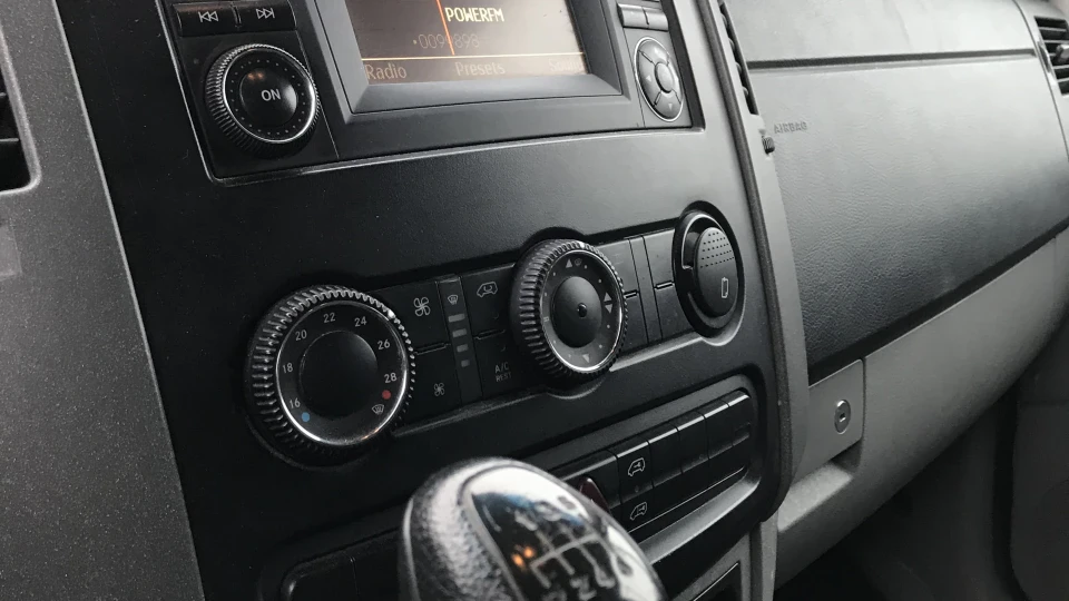 Volkswagen Crafter White 3