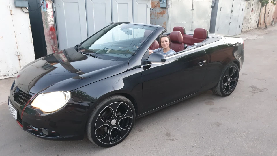 Volkswagen Eos