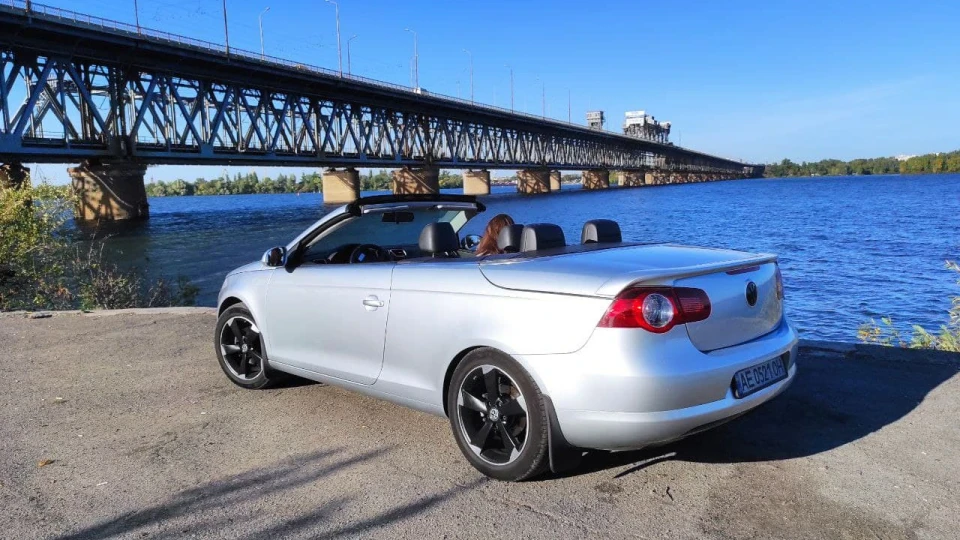 Volkswagen Eos