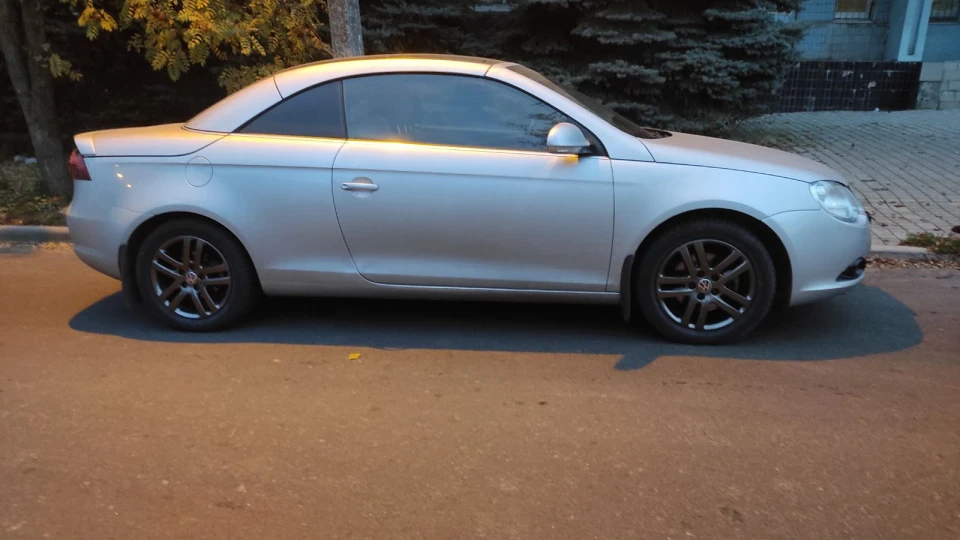 Volkswagen Eos 3