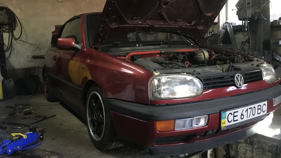 Volkswagen Golf Cabriolet 2