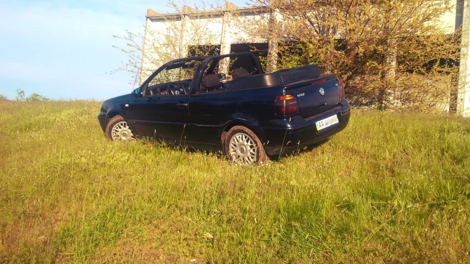Volkswagen Golf Cabriolet 4