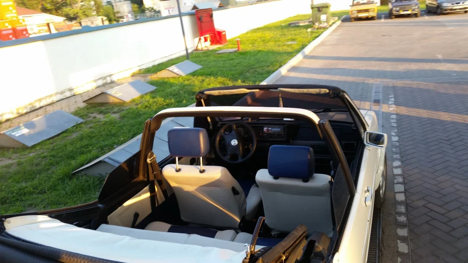 Volkswagen Golf Cabriolet 20V
