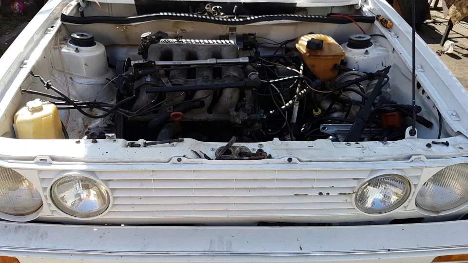 Volkswagen Golf Cabriolet 20V 5