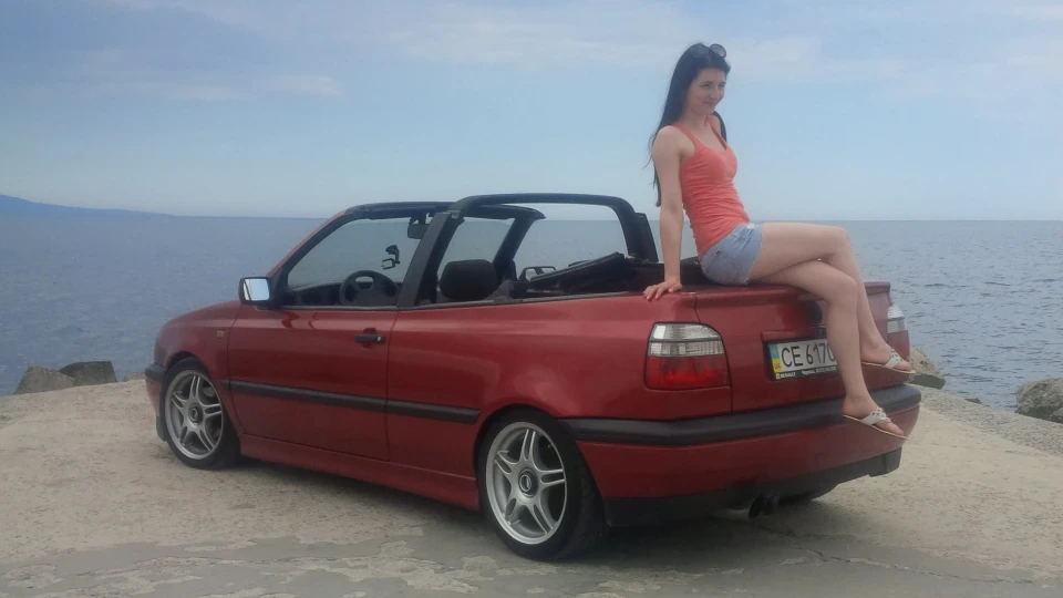 Volkswagen Golf Cabriolet Красуня з 90-х 2