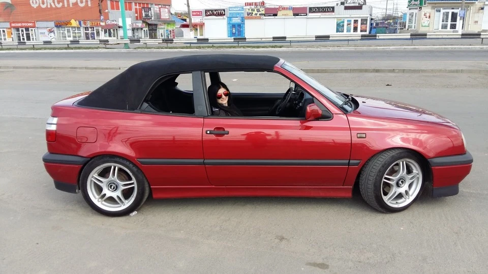 Volkswagen Golf Cabriolet Красуня з 90-х 5