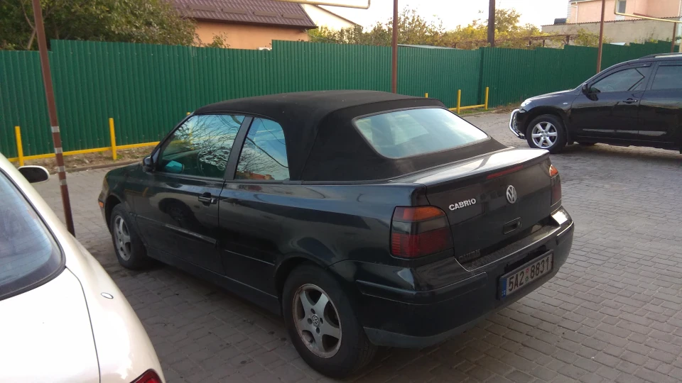 Volkswagen Golf Cabriolet маленький звір 3