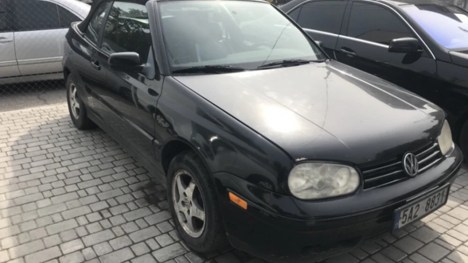 Volkswagen Golf Cabriolet маленький звір 5