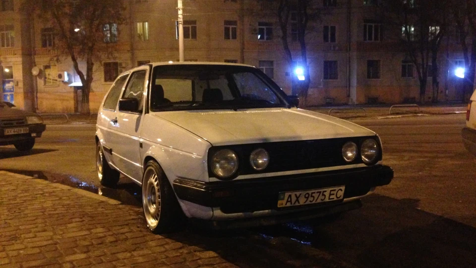 Volkswagen Golf GTI 4
