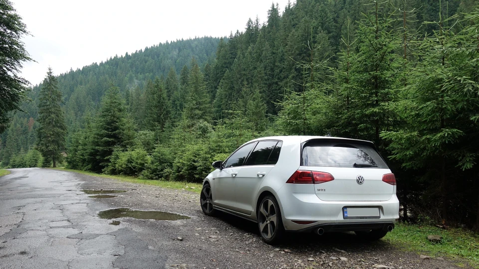 Volkswagen Golf GTI 2