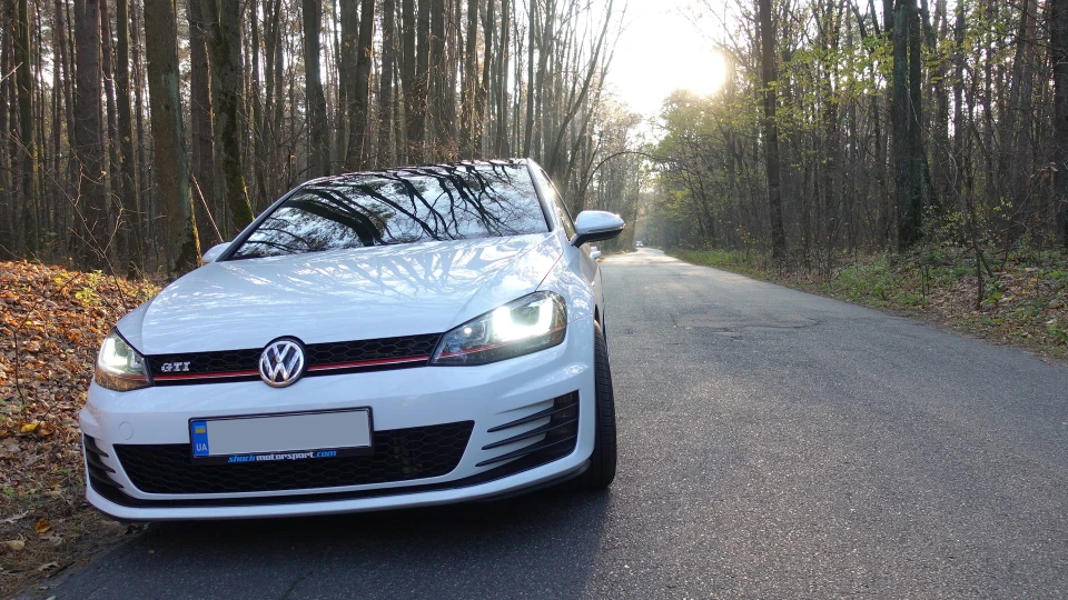 Volkswagen Golf GTI 4