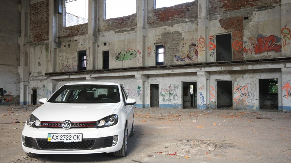 Volkswagen Golf GTI