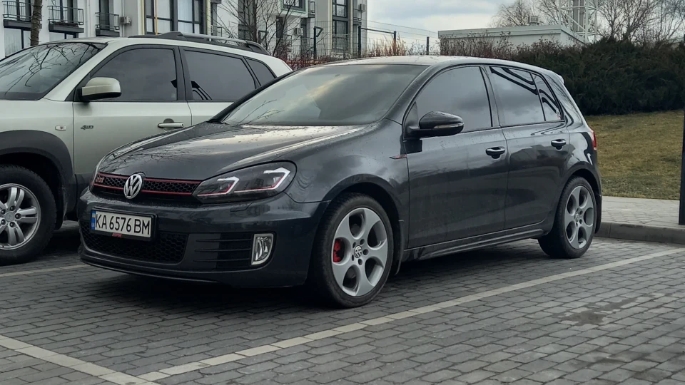 Volkswagen Golf GTI 3