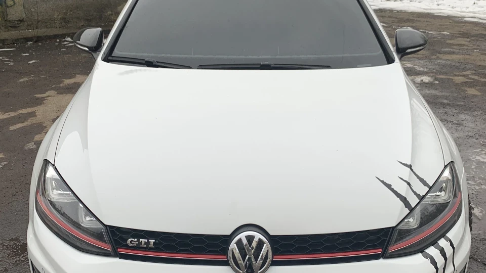 Volkswagen Golf GTI 4