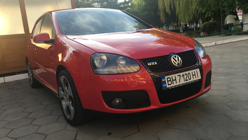 Volkswagen Golf GTI