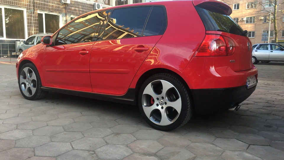 Volkswagen Golf GTI 4