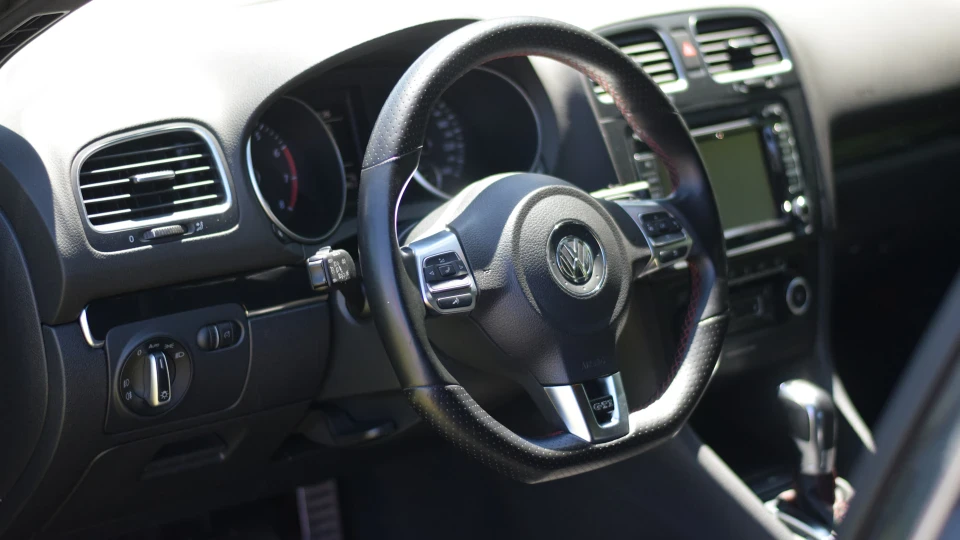 Volkswagen Golf GTI 3