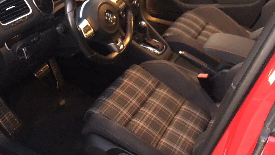 Volkswagen Golf GTI 4
