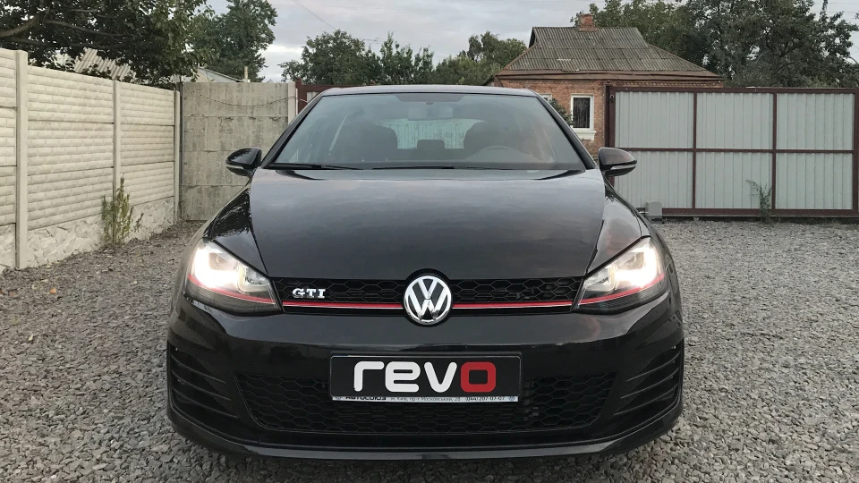 Volkswagen Golf GTI