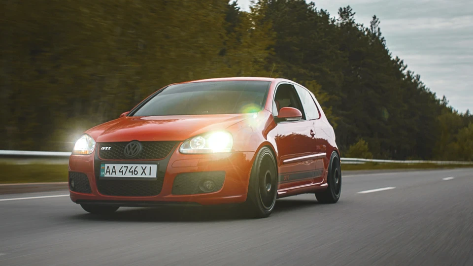 Volkswagen Golf GTI 3