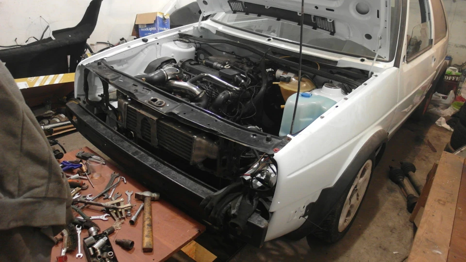Volkswagen Golf GTI 5