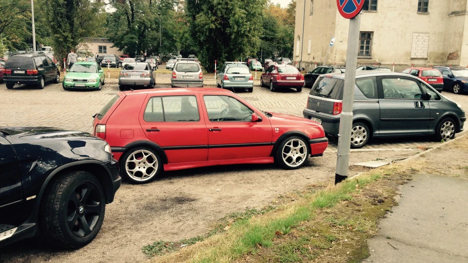 Volkswagen Golf GTI 3
