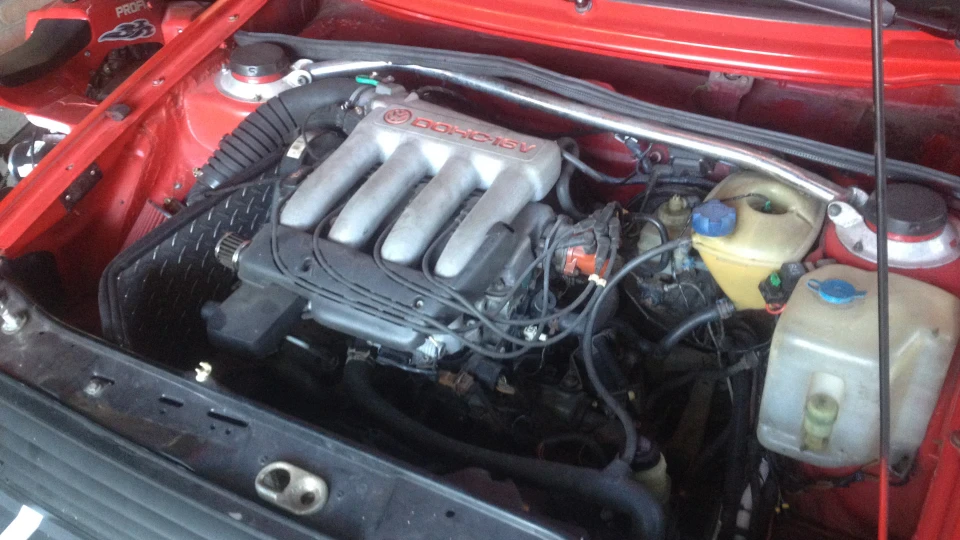 Volkswagen Golf GTI 2
