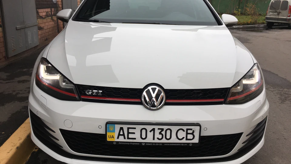 Volkswagen Golf GTI 3