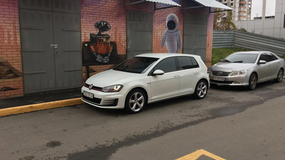 Volkswagen Golf GTI 4